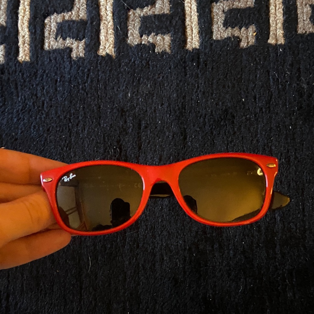Ray-Ban Classic Red Sunglasses